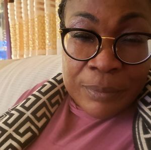 Meet your Posher, Laurence